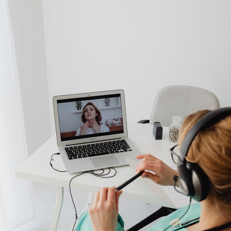 telemedicine-7520691_1280